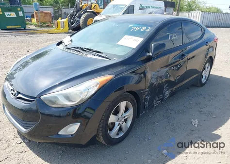 2013 Hyundai Elantra Gls from USA, damaged, VIN 5NPDH4AE0DH439560